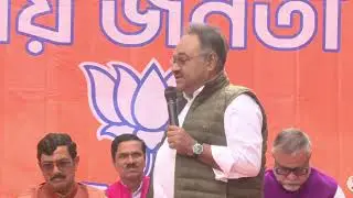 প্রজাতন্ত্র দিবসে রাজ্য বিজেপির মুখ্য কার্যালয়, ৬ মুরলীধর সেন লেন-এ  জাতীয় পতাকা উত্তোলন