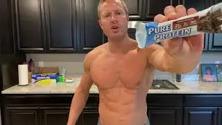 Protein Bar Review Guy Episode 50 - Pure Protein Chocolate Deluxe Super Short