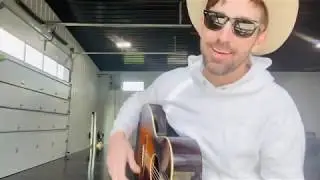 Jake Owen - &ldquo;Made For You&rdquo; Live from the Garage