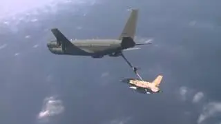 Israel Air Force Refuels Mid-air