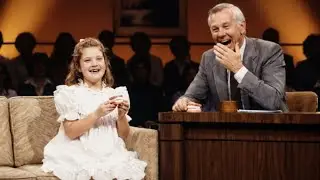 7-Year-Old Drew Barrymore Did THIS on Live TV--- Johnny Carson's Reaction Made BURST Into Laughter