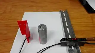Amplificador de fibra &oacute;ptica E3X-HD de Omron. Configuraci&oacute;n b&aacute;sica.