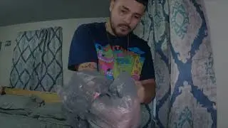 Removing festival wristbands