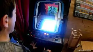 Borne arcade Jeutel 80's + News buttons light / Goldorak / Xbox mod&eacute;e