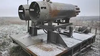 Робот Культиватор России с блоком ракет С-5