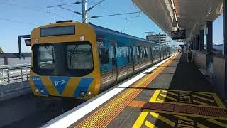 The brand new Moreland and Coburg stations first day in operation, Monday 14/12/2020