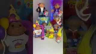Mu&ntilde;ecos Trolls a trav&eacute;s de los a&ntilde;os ✨ #classictoys #nostalgia #toys #goodlucktrolls #Trolls