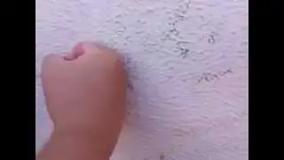 Soco na parede incr&iacute;vel