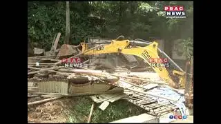 GMC eviction drive against illegal vendors at Geetanagar