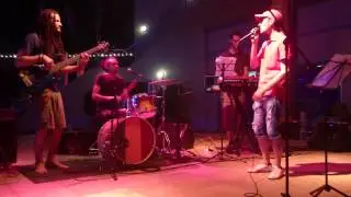 Red Gold & Green y Payoh Soul Rebel - Three Little Birds (HeronCity, 29-08-2015) 4K