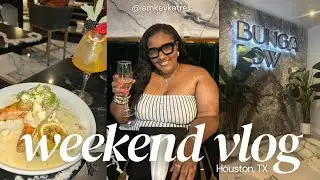 VLOGGY VLOG | STAYCATION W| FRIENDS + AQUARIUM + NEW RESTAURANTS +  MOVIE NIGHT + MORE | HOUSTON, TX
