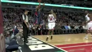 Circus Shot: Mo Evans Behind the Backboard