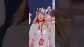 Лила Мосс | PINK Half Time Show 2025