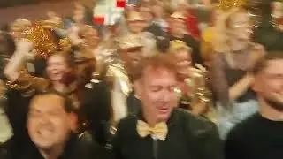 Iwan Esajas en Jeroen Russchen wonnen namens Groningen het Regiosongfestival 2025. 