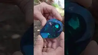 МАССИВНЫЙ ЧЕРНЫЙ ОПАЛ 