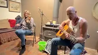 The Traveling Troubadour Desmond Curran with Dinah Mellin at Orleans, Cape Cod