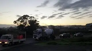 Te Huia train 100 to Papakura, sunrise train, New Zealand Railway