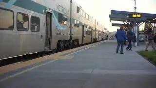 Metrolink arriving at the South Perris Station in California