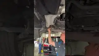 2010 Mercedes E350 starter replacement part 1