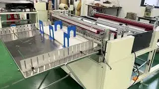 Roll-to-sheet cutting machine for paper
