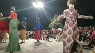 Raduno dei Giganti Zaccanopoli 2022. Ballata finale delle coppie
