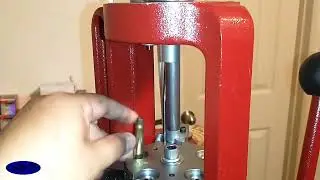 Resizing Brass With Deformed Neck | Hornady L-N-L AP Press