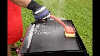 The Rescue Griddle Brush