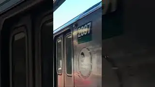 IRT Pelham: Manhattan Bound R62A (6) arrives Parkchester - 1/4/2026