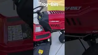 Troy-Bilt Riding Lawn Mower Bronco 15 HP with a Briggs & Stratton engine
