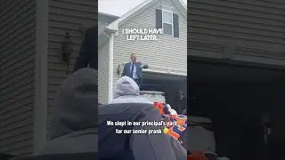 Эти старшеклассники спали во дворе дома своего директора 😂￼