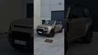 The #LandRover #Defender #OCTA! 4.4L twin-turbo V8 🔥