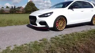 Hyundai i30N Performance Ultra Wheels UA9-STORM Gold wei&szlig; 19 Zoll