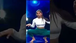 GARMI VARTIKA JHA #shorts #viral #trending
