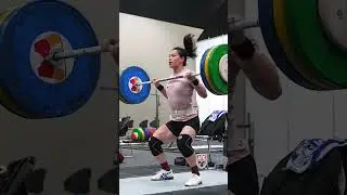 Kuo Hsing-Chun (59kg 🇹🇼) 115kg Power Clean & Jerk #powerclean #slowmotion #cleanandjerk