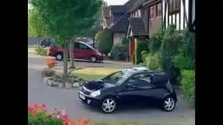 TV ad sfx - Ford Ka (cat)