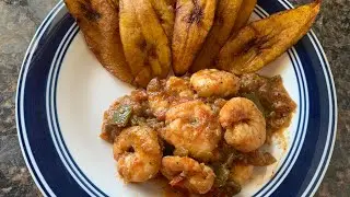 Crevettes saut&eacute;es au frittes de plantains