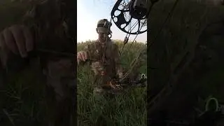 Ghillie suit = 🥷 mode #bowhuntingwhitetails #bowhunter #deerhunting