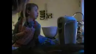 Sunna Valdis baking a cake in an AHC episode