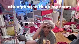 Attempting to clean my messy room 🤗