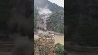 Landslide in Shiyan, Hubei Province, China 🇨🇳 (18.10.2025)