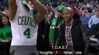 Floyd Mayweather Jr. asks for Isiah Thomas' jersey after amazing performance...and gets it.