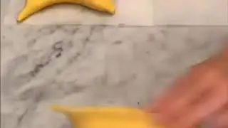 How to make artificial bananas