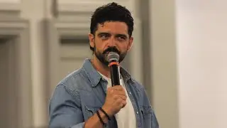 Micah Parker talking about his time in the flash