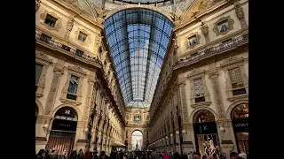 Milan 2024 Day Trip Winter December Piazza del Duomo Galleria Vittorio Emanuele II Sandwich