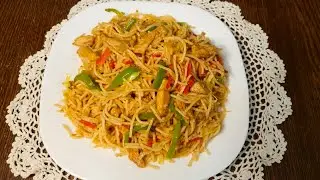 Chicken Chow mein | Easy Chicken Chow mein recipe by Sehar's Kitchen