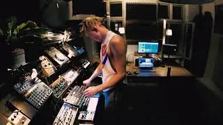 Live Techno - Son of Zeus - Analog Rytm, Korg Minilogue, TD-3, Beatstep Pro, Akai 747