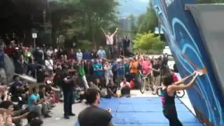Elise Sethna: New world record dyno jump at climbing competition, Squamish, BC