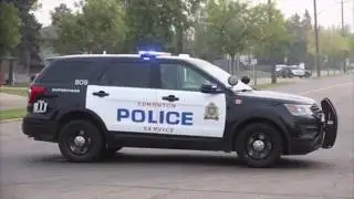 Raw footage: Shooting standoff in Northeast Edmonton