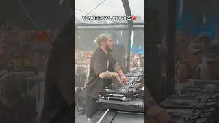 Insane energy @ Tomorrowland