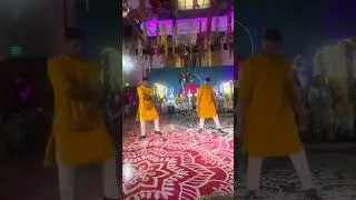 Best twins dance for Mehndi, badtameez dil, main nikla, mundiyan, gallan goodiyan, Ishq Tera